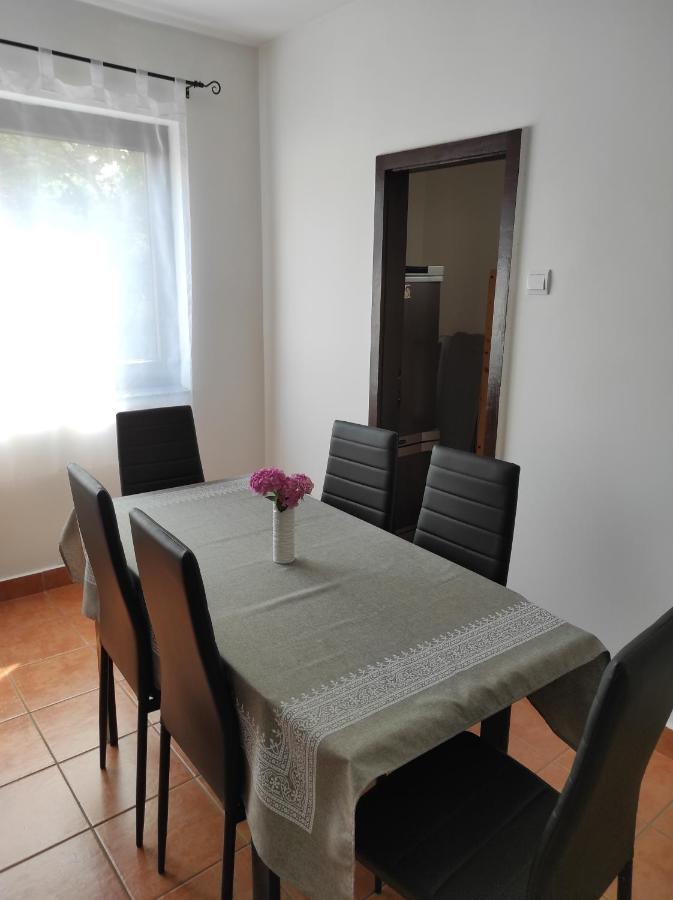 Apartman Domi Слуни Экстерьер фото